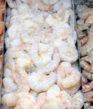 Asian Seafood Raised on Pig Feces Approved for U.S. Consumers